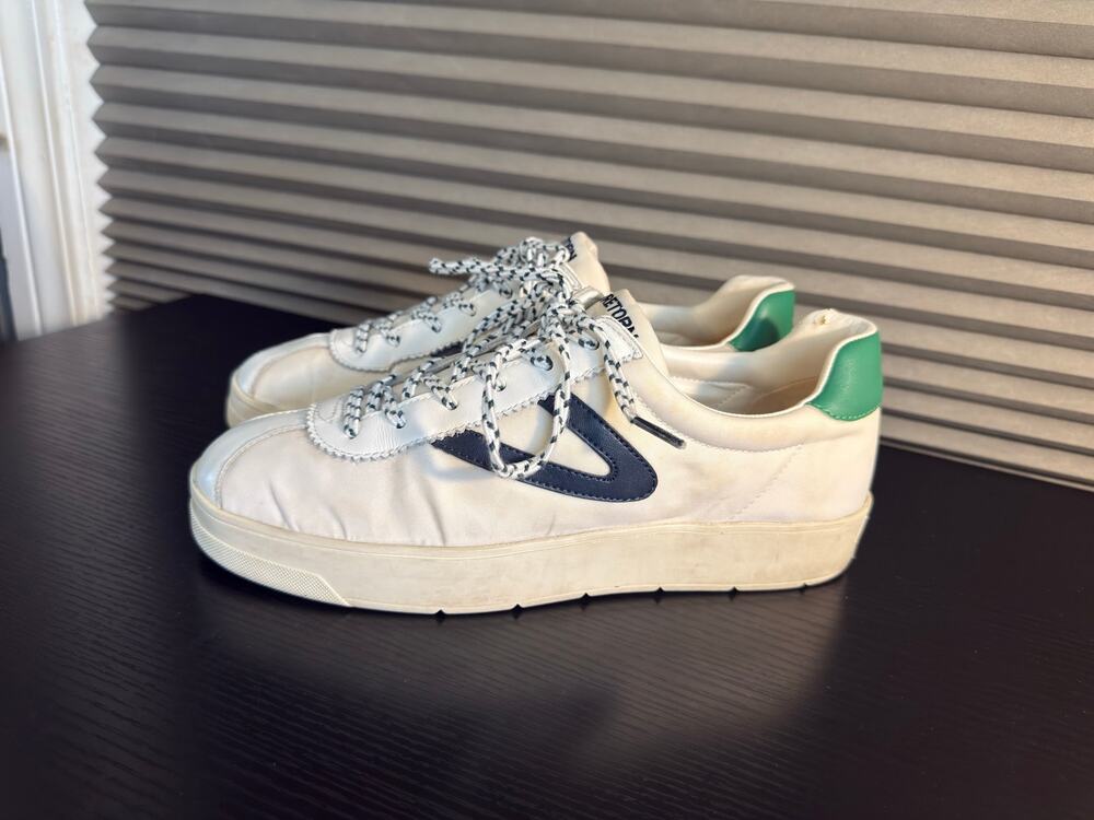 Tretorn White Leather Sneakers Green Heel Lace Up Women’s US 9 EU 40 Casual